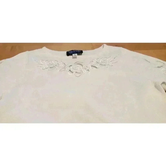 White Top Embroidered Roses Cut Out 3/4 Sleeve Bob Mackie 1990s Sz XS - Picture 5 of 12